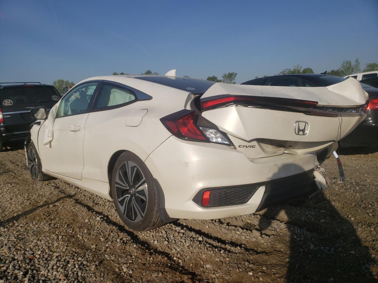 Photo 3 from auction – 2017 HONDA CIVIC EX with VIN 2HGFC3B37HH352365