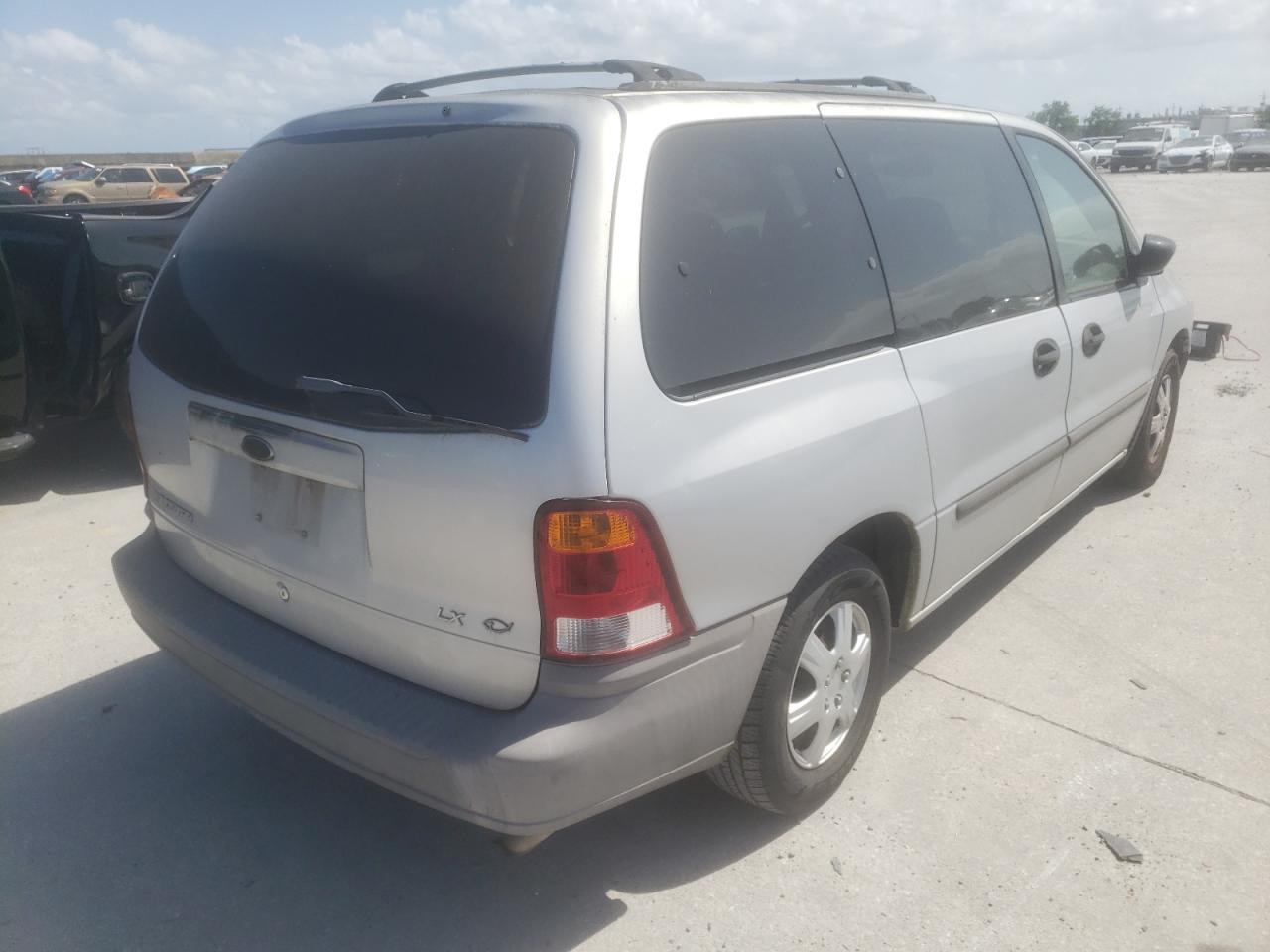 Photo 4 from auction – 2000 FORD WINDSTAR L with VIN 2FMZA5149YBA73070