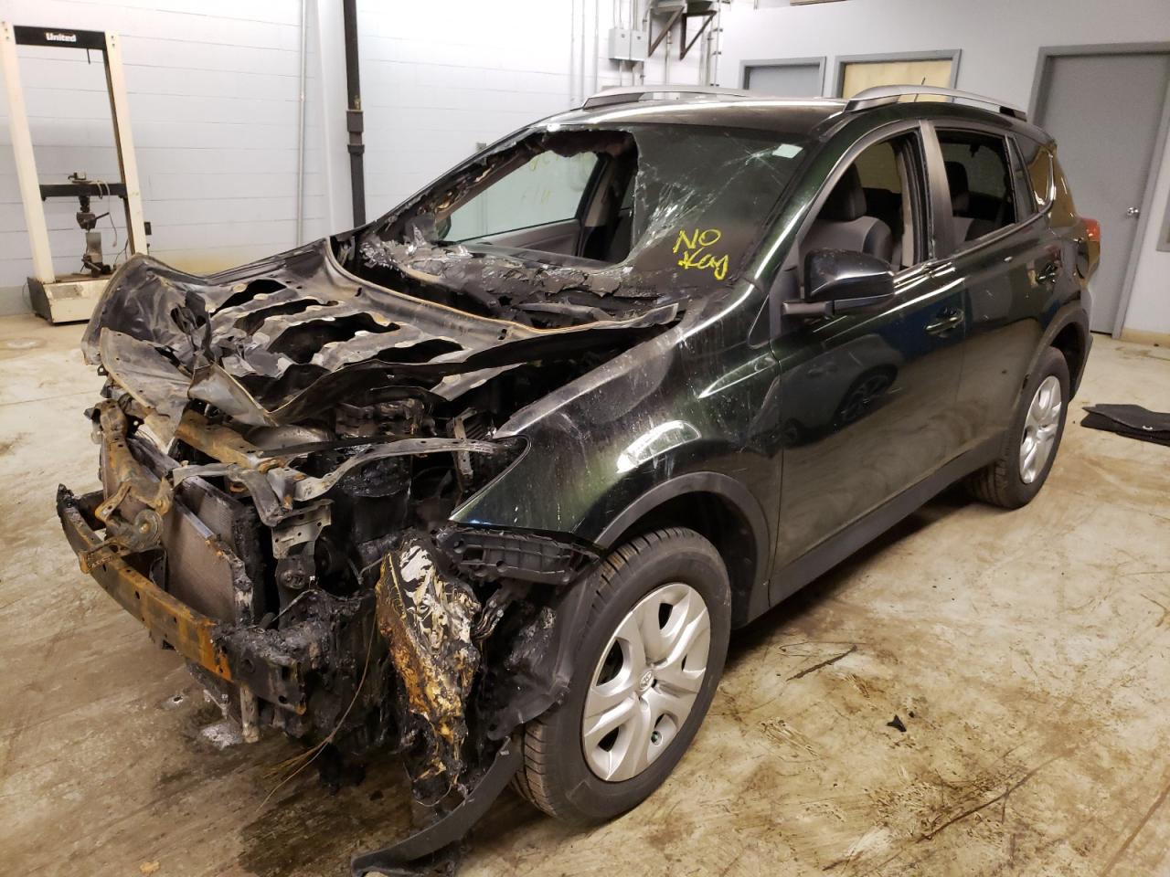 Photo 2 from auction – 2013 TOYOTA RAV4 LE with VIN 2T3BFREV6DW112366