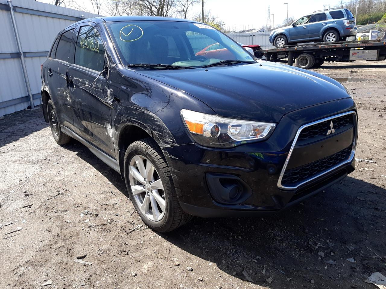MITSUBISHI OUTLANDER 2014 with VIN 4A4AP3AU7EE028092 - Photo from auction