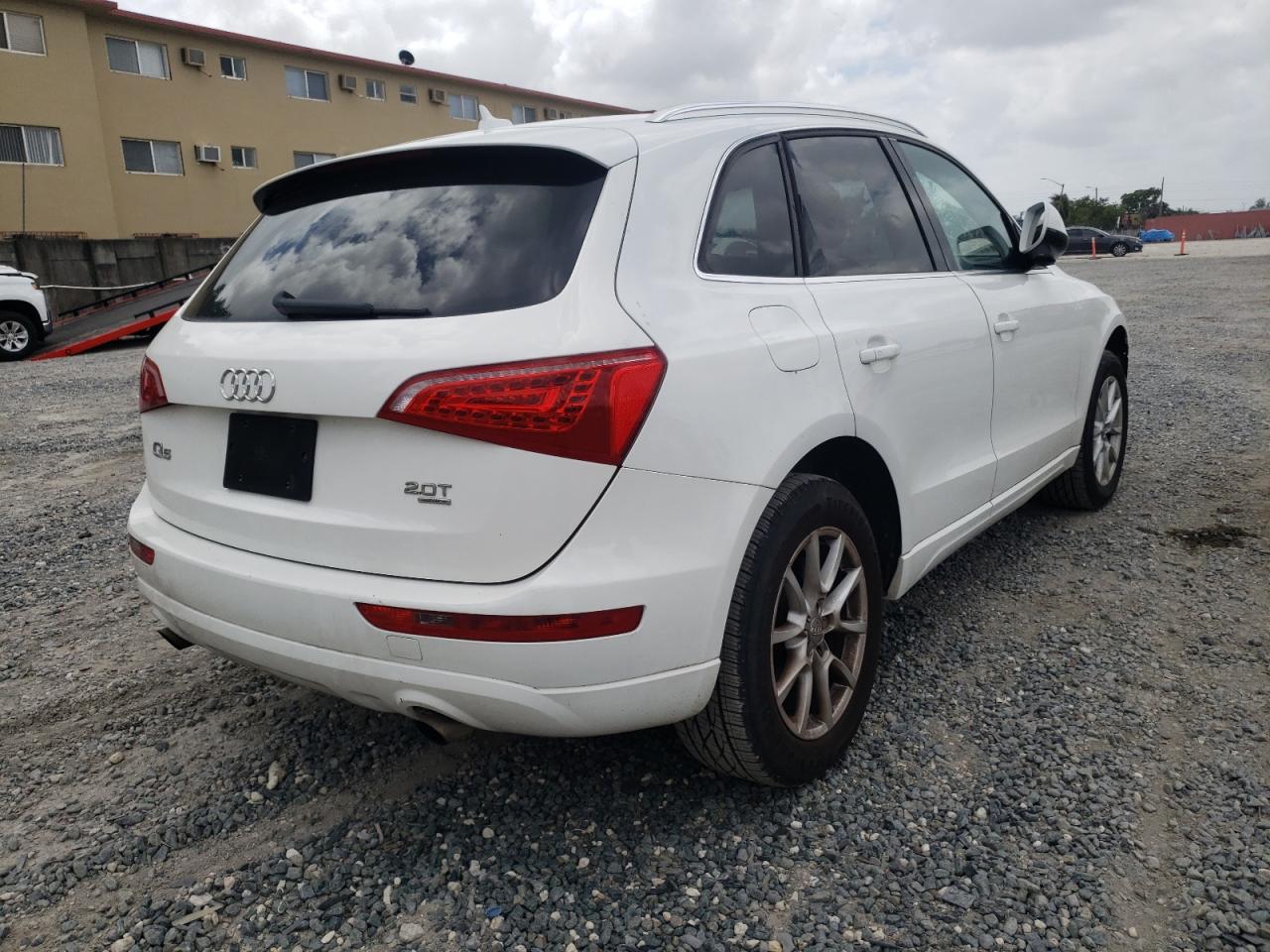 Photo 4 from auction – 2012 AUDI Q5 PREMIUM with VIN WA1CFAFP3CA061194