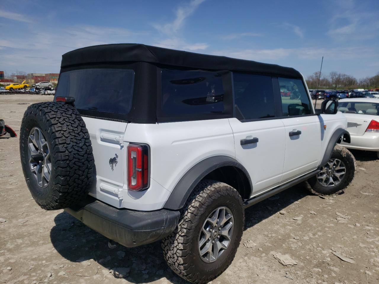 Photo 4 from auction – 2022 FORD BRONCO BAS with VIN 1FMEE5DH6NLA85447
