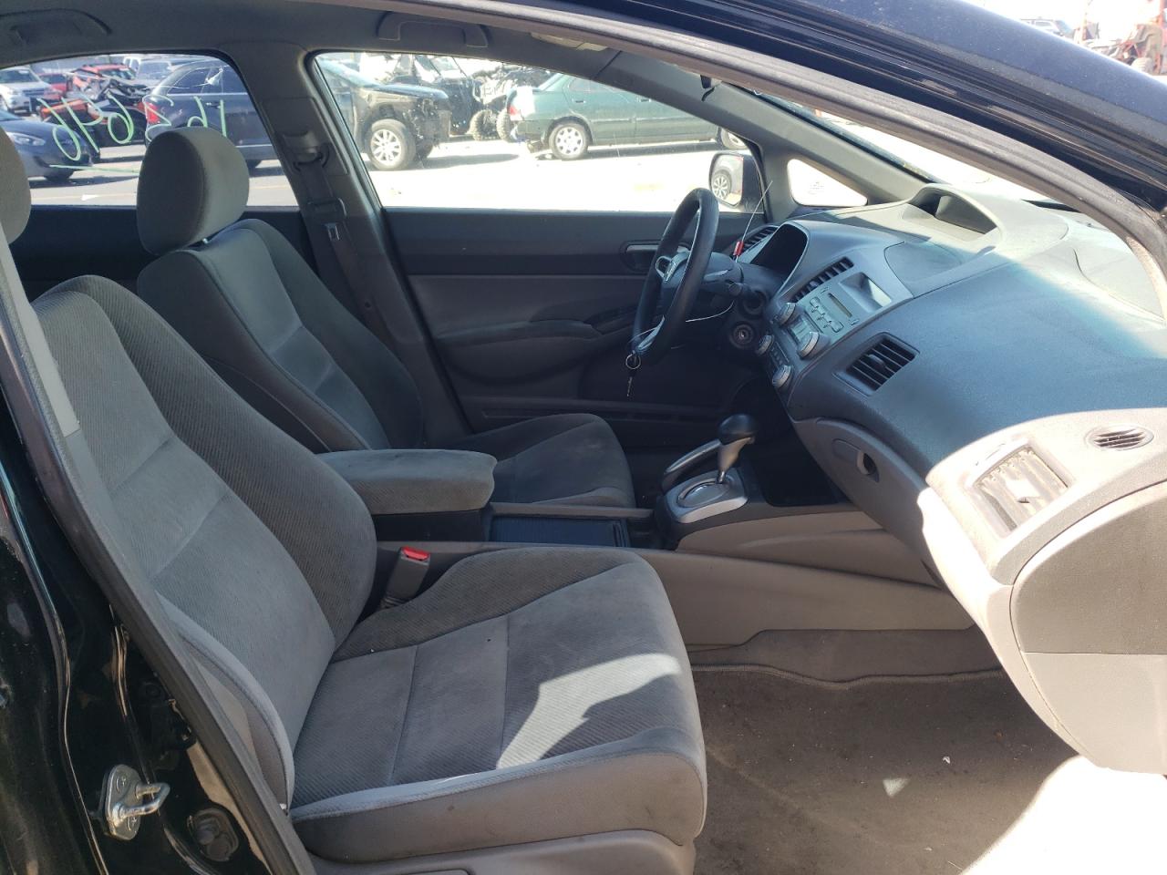 Photo 5 from auction – 2009 HONDA CIVIC LX with VIN 2HGFA16579H306722