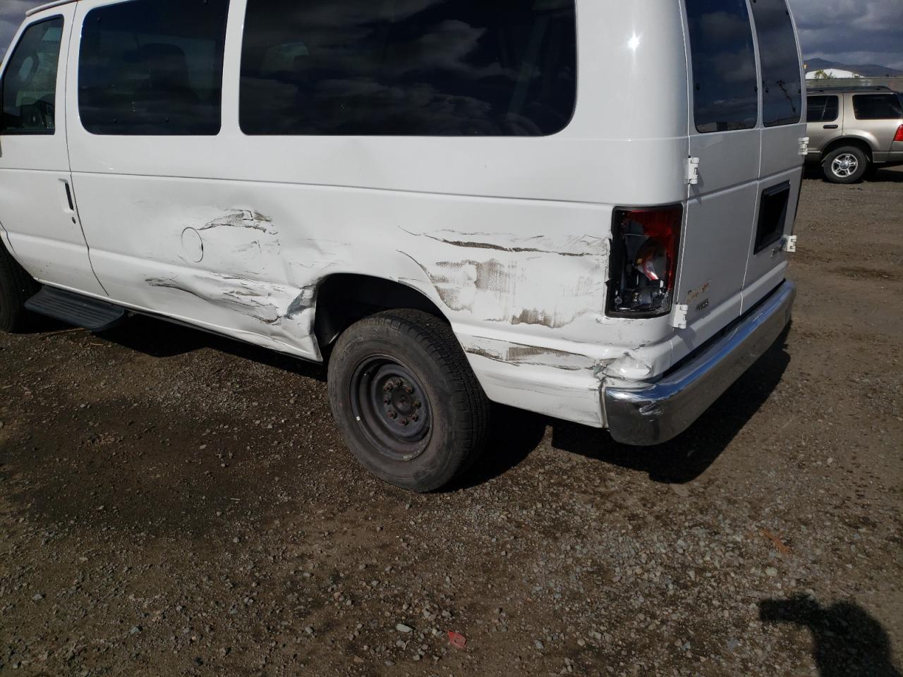 Photo 9 from auction – 2012 FORD ECONOLINE with VIN 1FBNE3BL5CDB00306