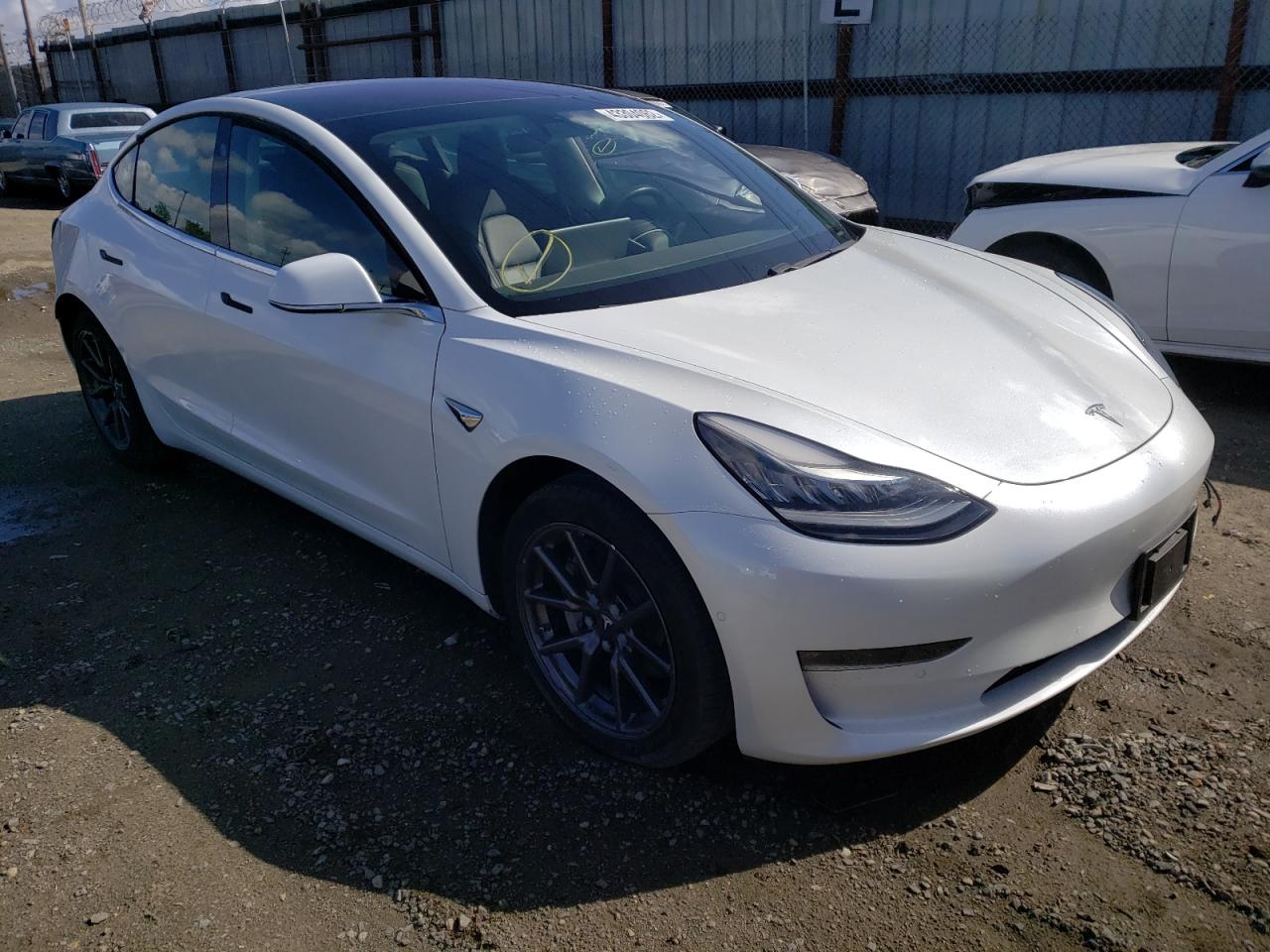 TESLA MODEL 3 2019 with VIN 5YJ3E1EA3KF208402 - Photo from auction