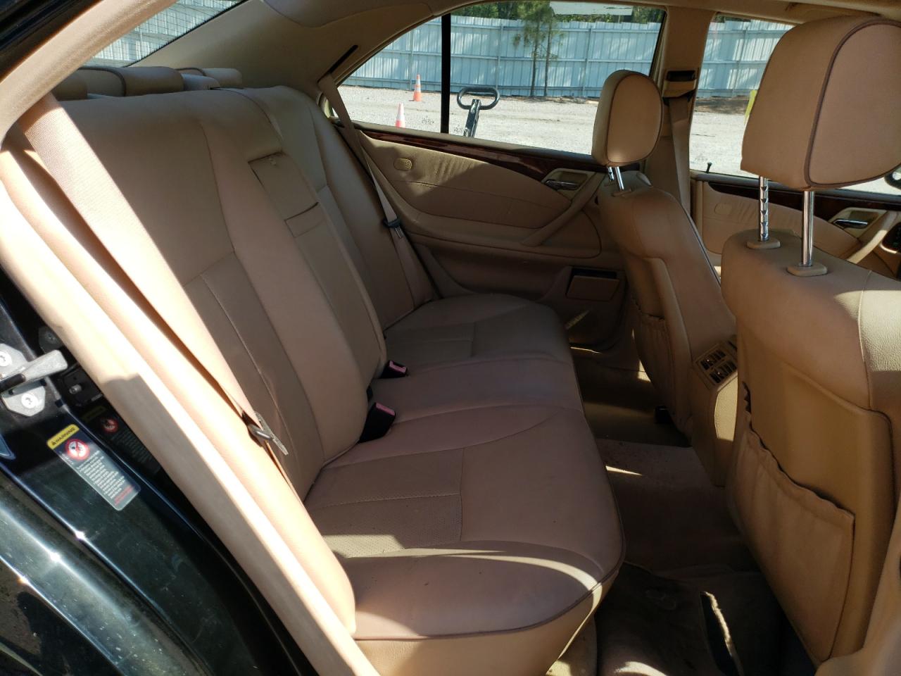 Photo 6 from auction – 2002 MERCEDES-BENZ E-CLASS with VIN WDBJF65J12B489134