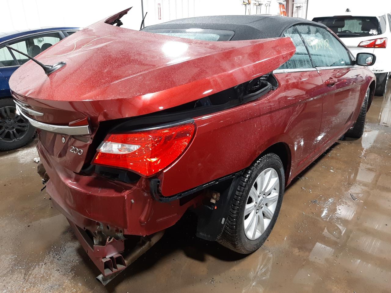Photo 4 from auction – 2013 CHRYSLER 200 TOURIN with VIN 1C3BCBEB8DN545737