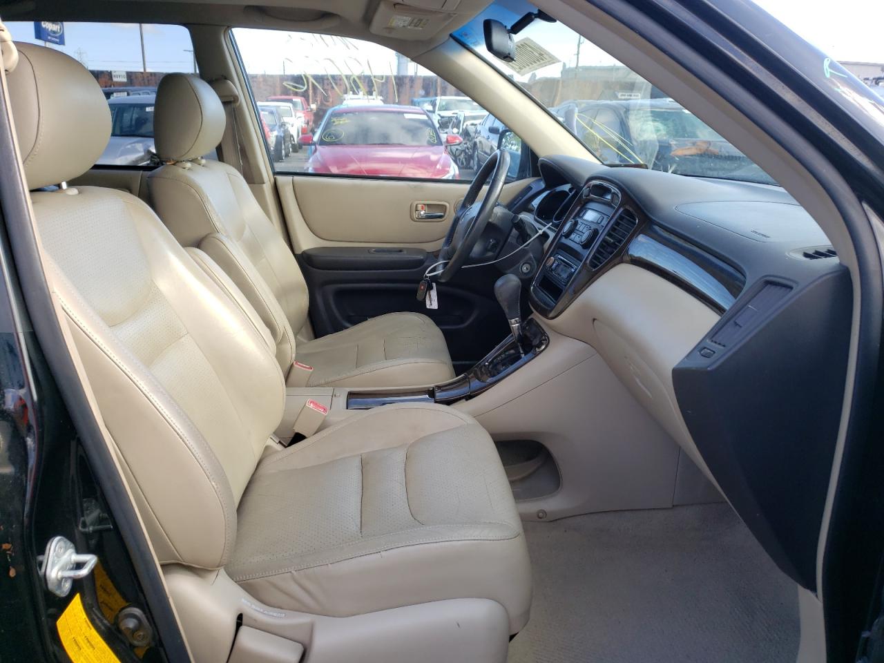 صورة رقم 5 من المزاد - 2002 TOYOTA HIGHLANDER مع VIN JTEGF21A920036011
