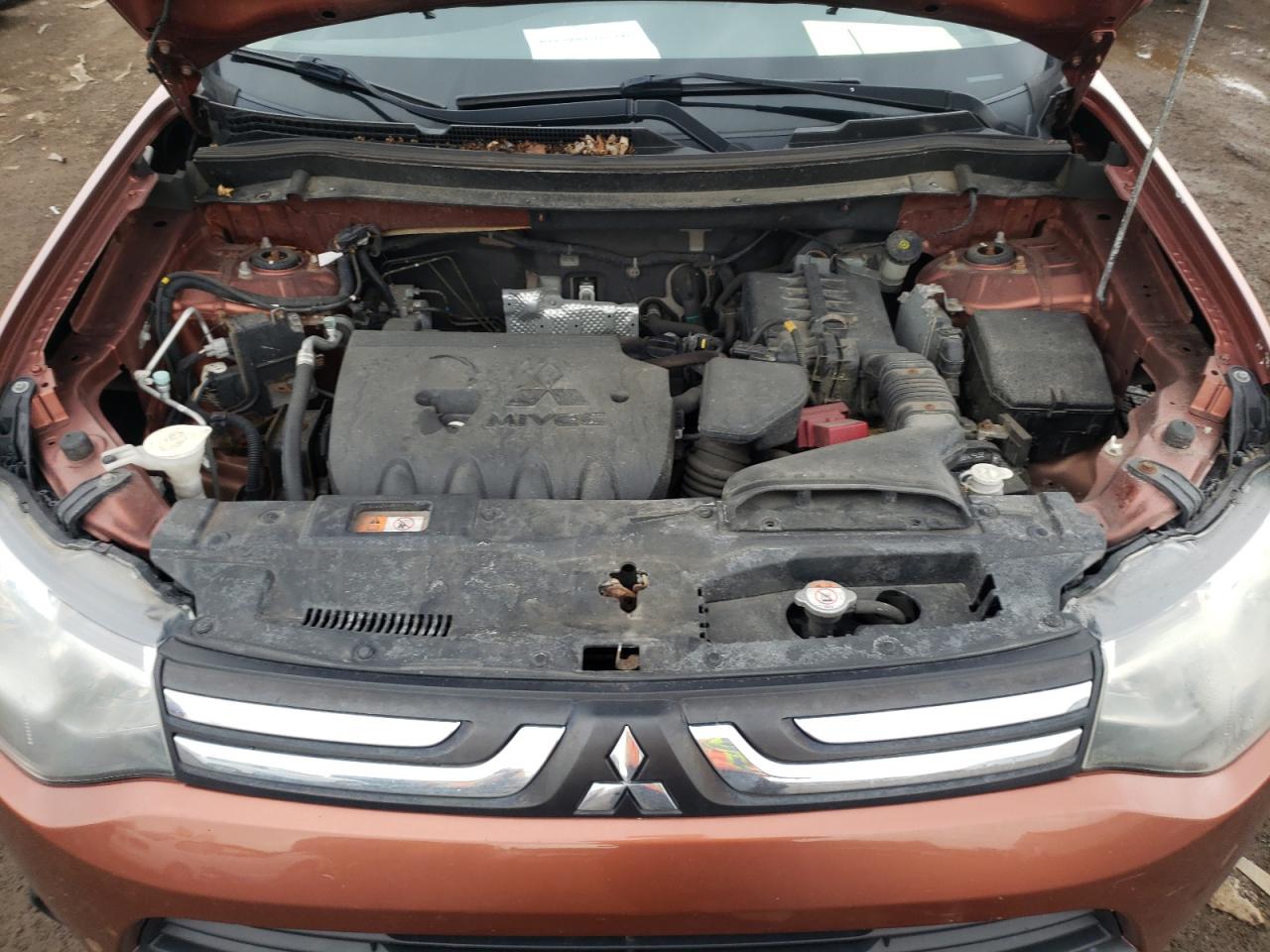 Photo 7 from auction – 2014 MITSUBISHI OUTLANDER with VIN JA4AZ3A38EZ000149