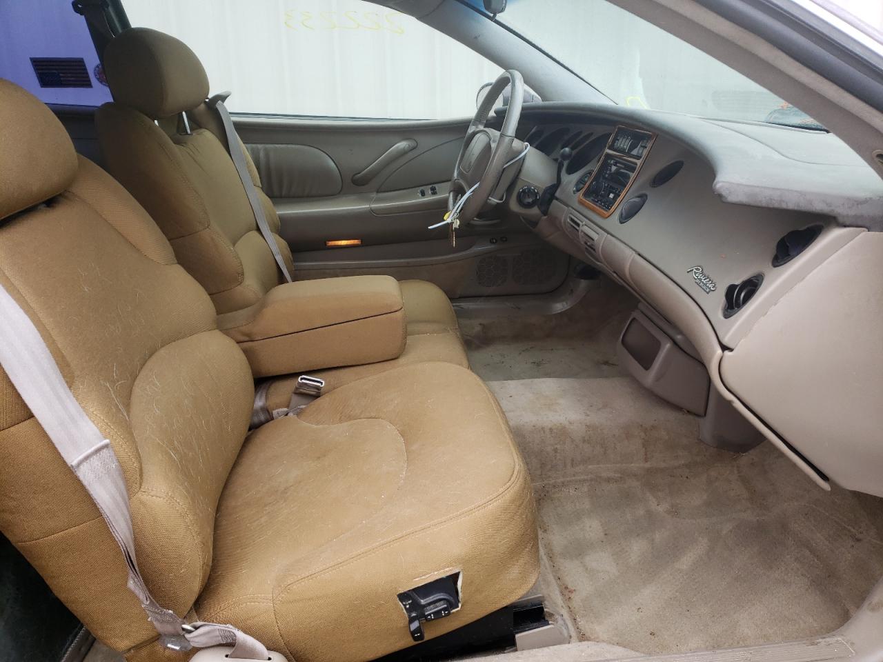 Photo 5 from auction – 1996 BUICK RIVIERA with VIN 1G4GD22K3T4715330
