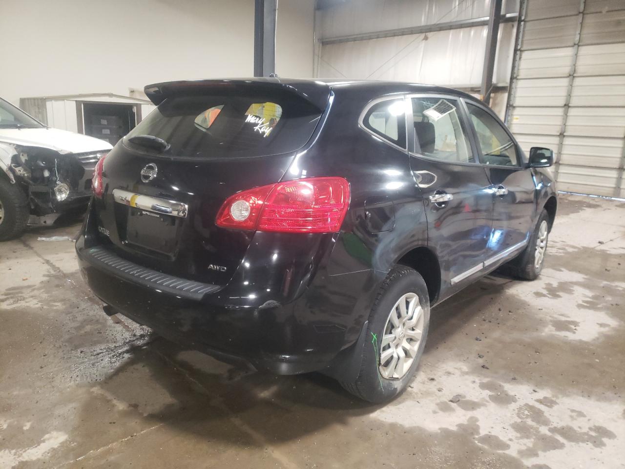 Photo 4 from auction – 2013 NISSAN ROGUE S with VIN JN8AS5MV2DW622091