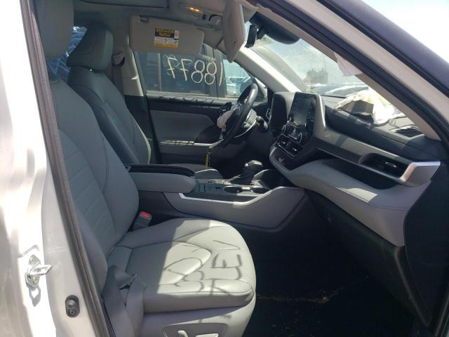 Photo 5 from auction – 2021 TOYOTA HIGHLANDER with VIN 5TDGZRAH0MS526354
