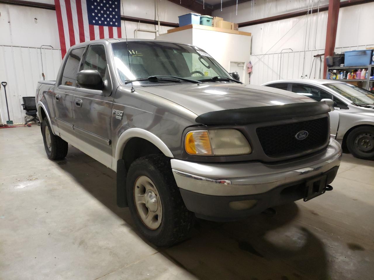 FORD F150 SUPER 2002 with VIN 1FTRW08L32KC14864 - Photo from auction
