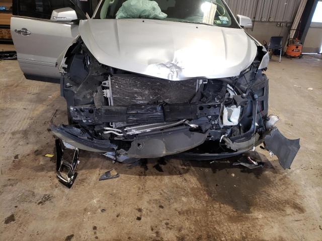 Photo 9 from auction – 2016 CHEVROLET TRAVERSE L with VIN 1GNKRHKD7GJ118362