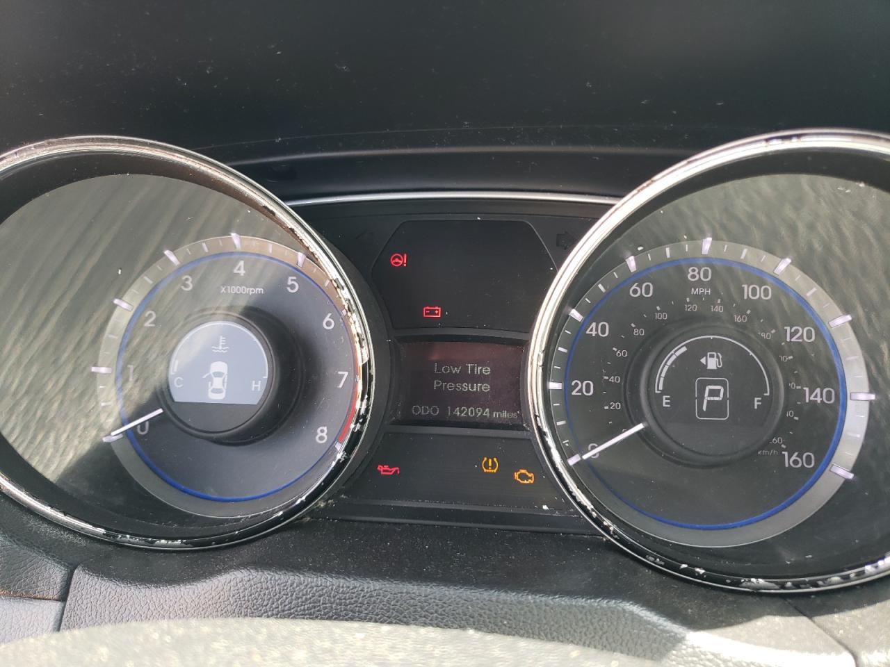 Photo 8 from auction – 2014 HYUNDAI SONATA GLS with VIN 5NPEB4AC2EH857012
