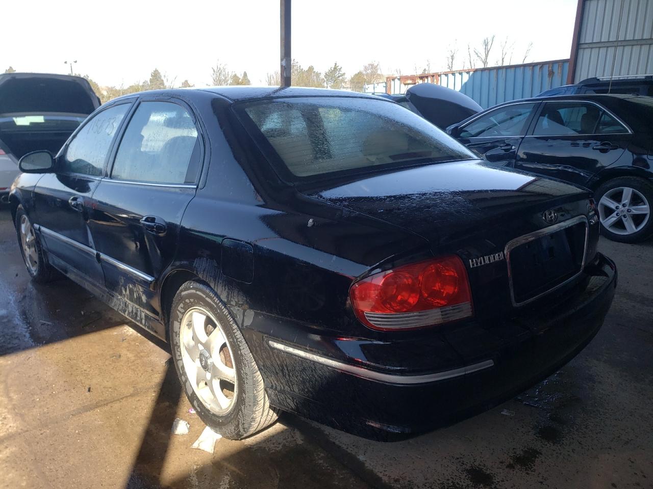 Photo 3 from auction – 2005 HYUNDAI SONATA GLS with VIN KMHWF35H55A208932