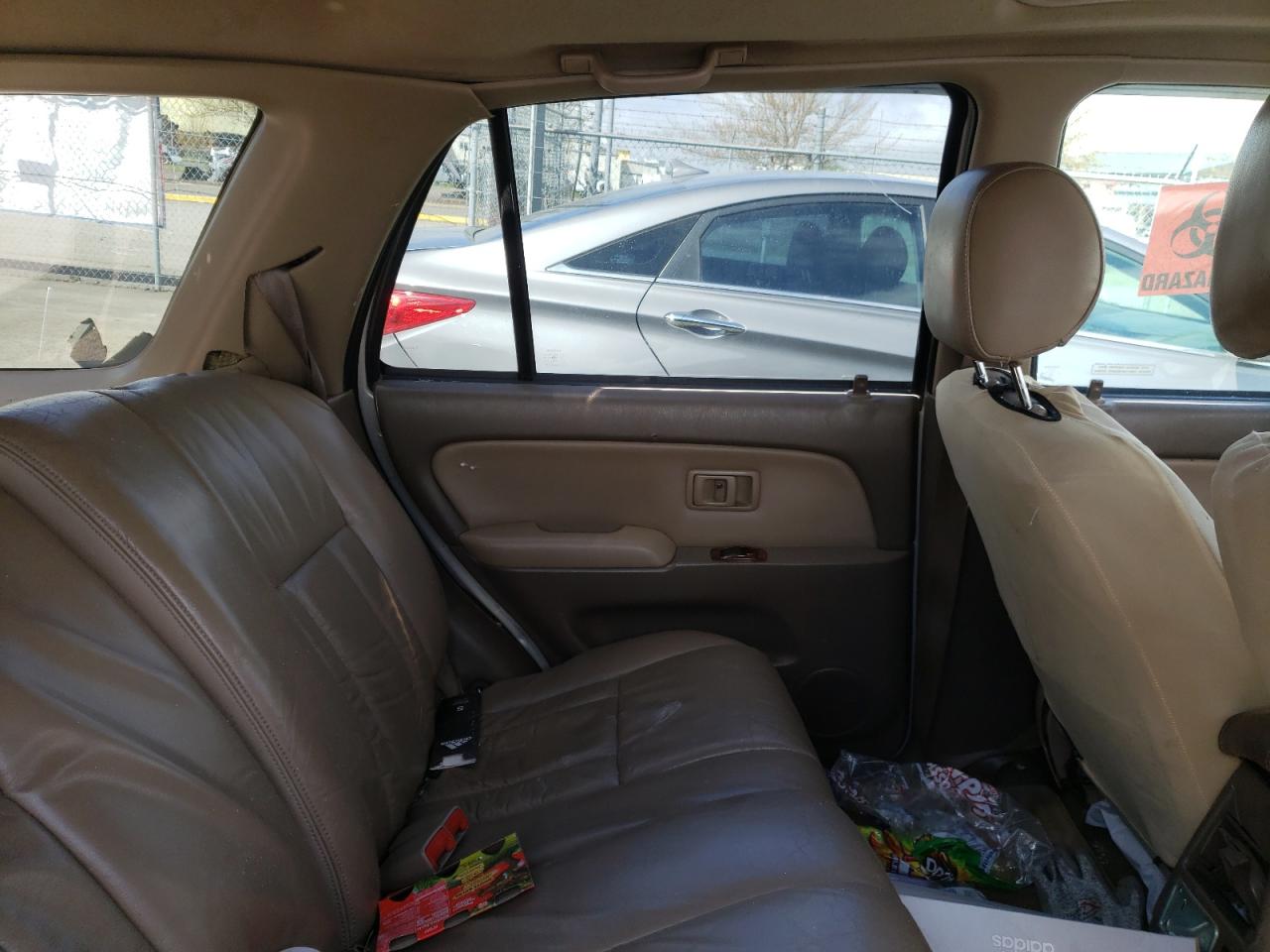 Photo 6 from auction – 2000 TOYOTA 4RUNNER LI with VIN JT3HN87R2Y0305765
