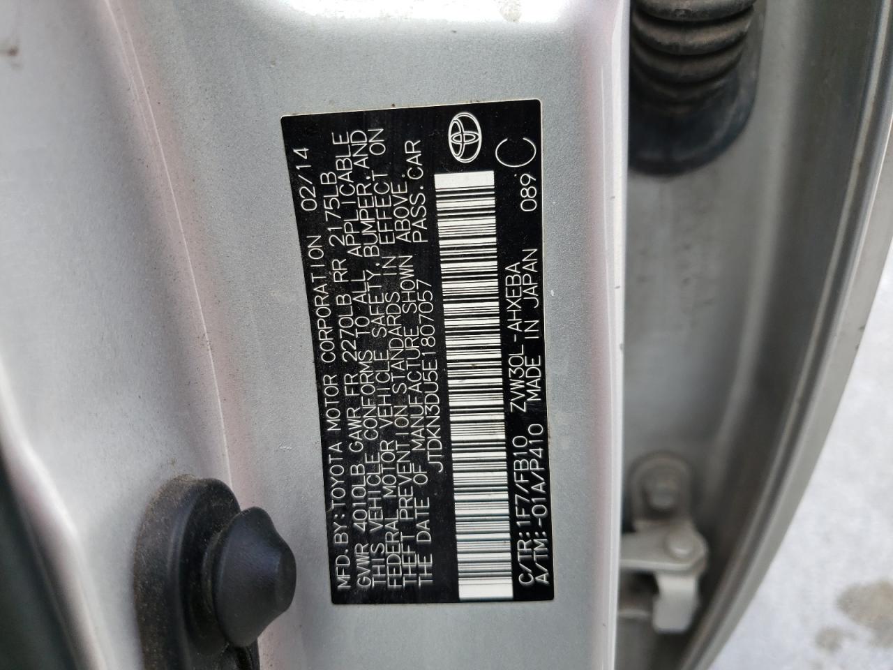 Photo 10 from auction – 2014 TOYOTA PRIUS with VIN JTDKN3DU5E1807057