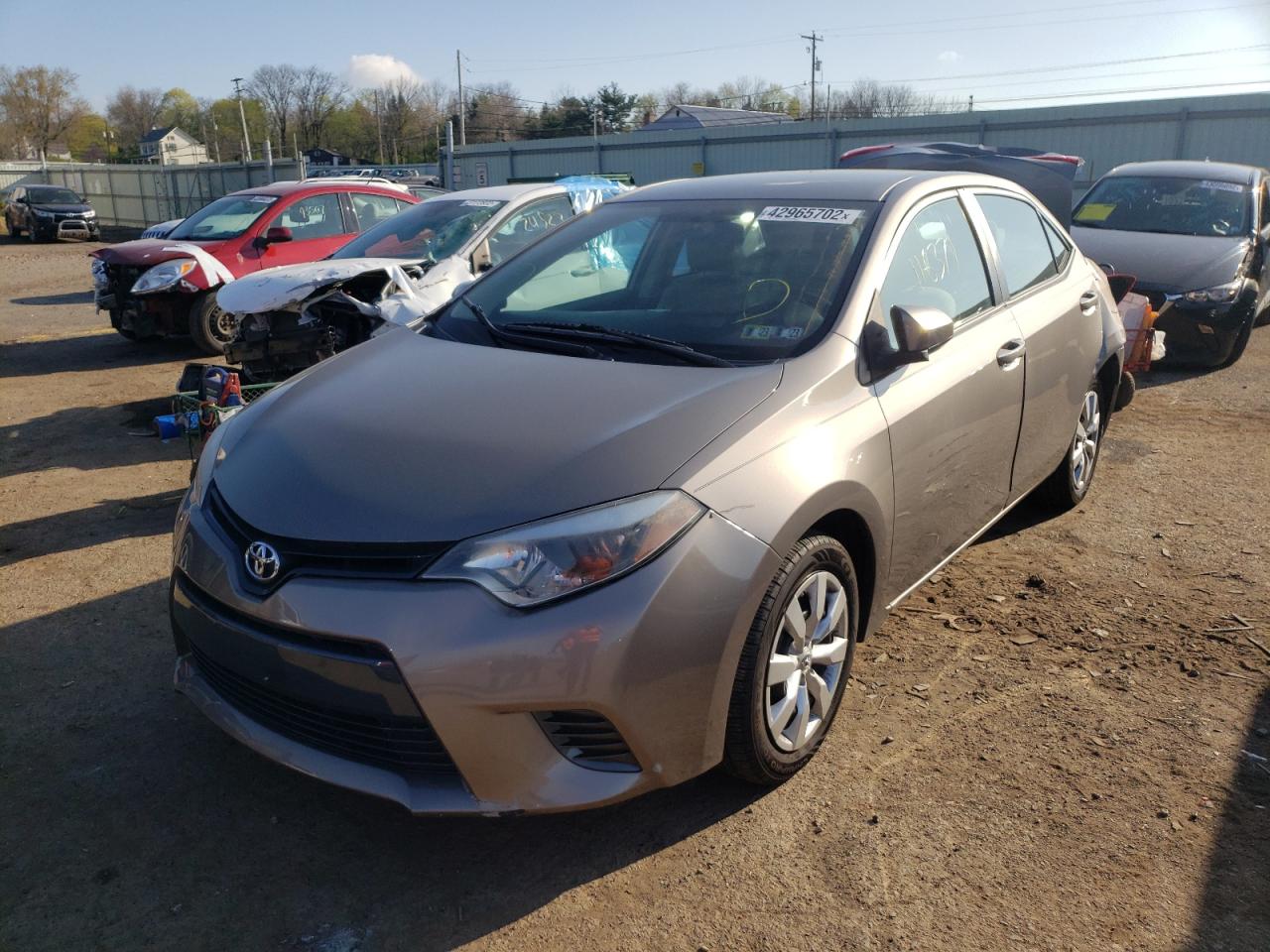 Фото 2 с аукциона – 2015 TOYOTA COROLLA L с VIN 2T1BURHE4FC394263