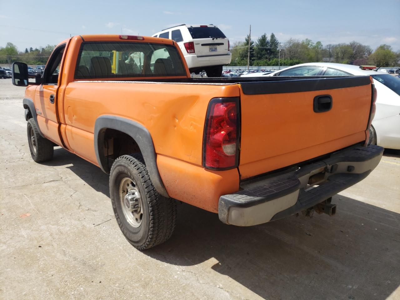Photo 3 from auction – 2005 CHEVROLET SILVERADO with VIN 1GCHK24215E294958