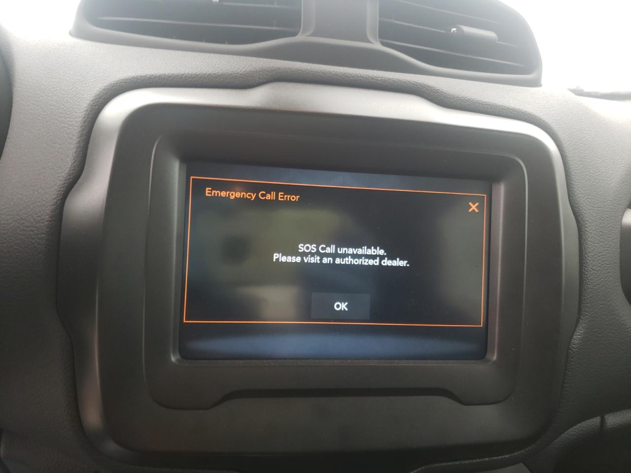 Photo 9 from auction – 2021 JEEP RENEGADE L with VIN ZACNJDBB4MPM36775