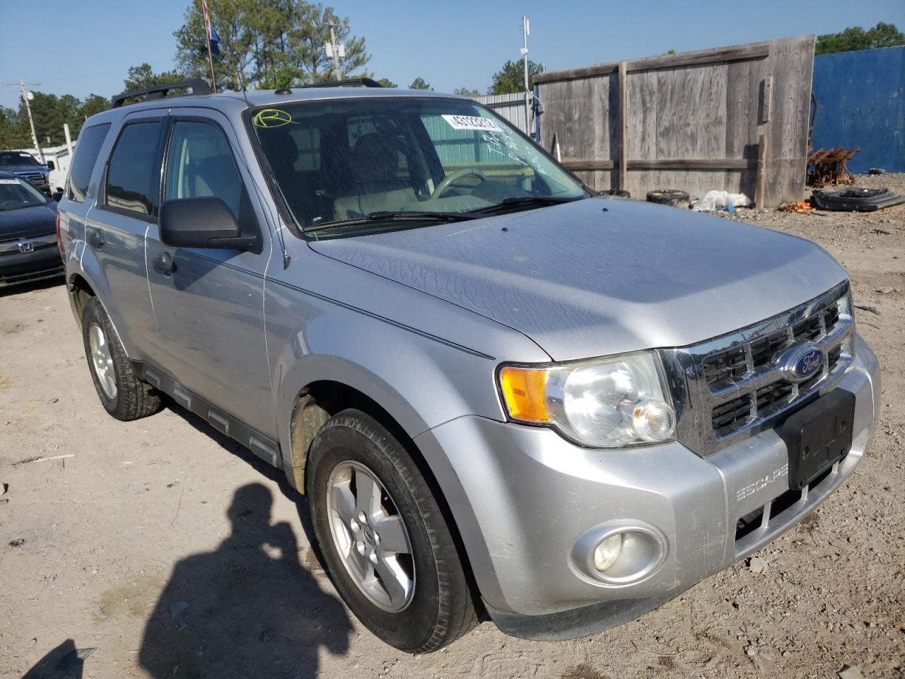 FORD ESCAPE XLT 2011 with VIN 1FMCU0DG4BKB66016 - Photo from auction