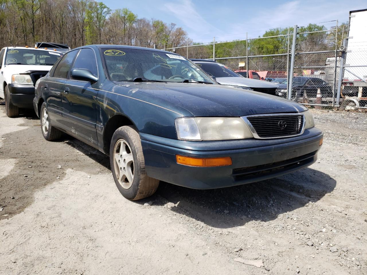 TOYOTA AVALON XL 1997 with VIN 4T1BF12B4VU168358 - Photo from auction