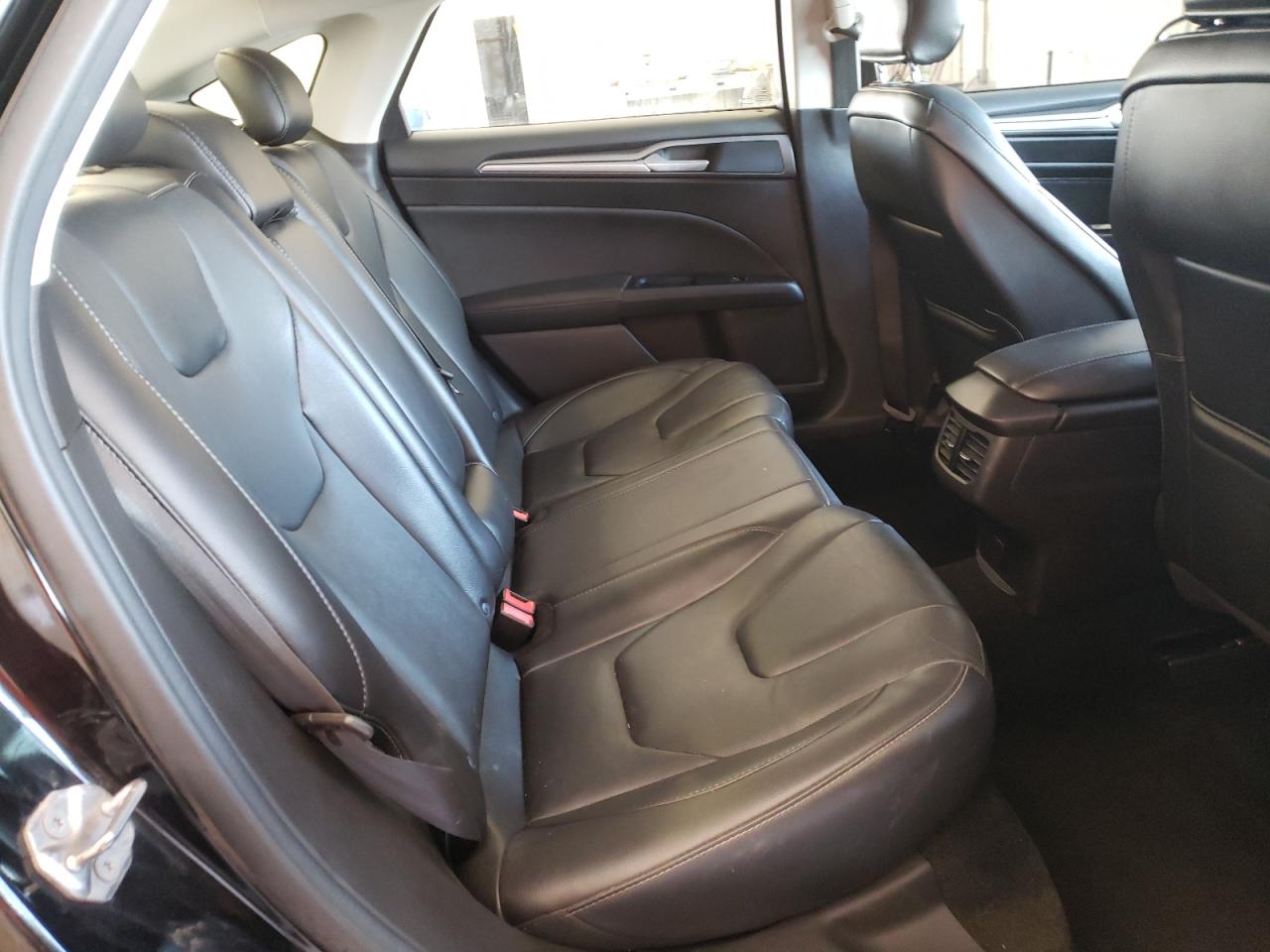 Photo 6 from auction – 2016 FORD FUSION TIT with VIN 3FA6P0K96GR391379