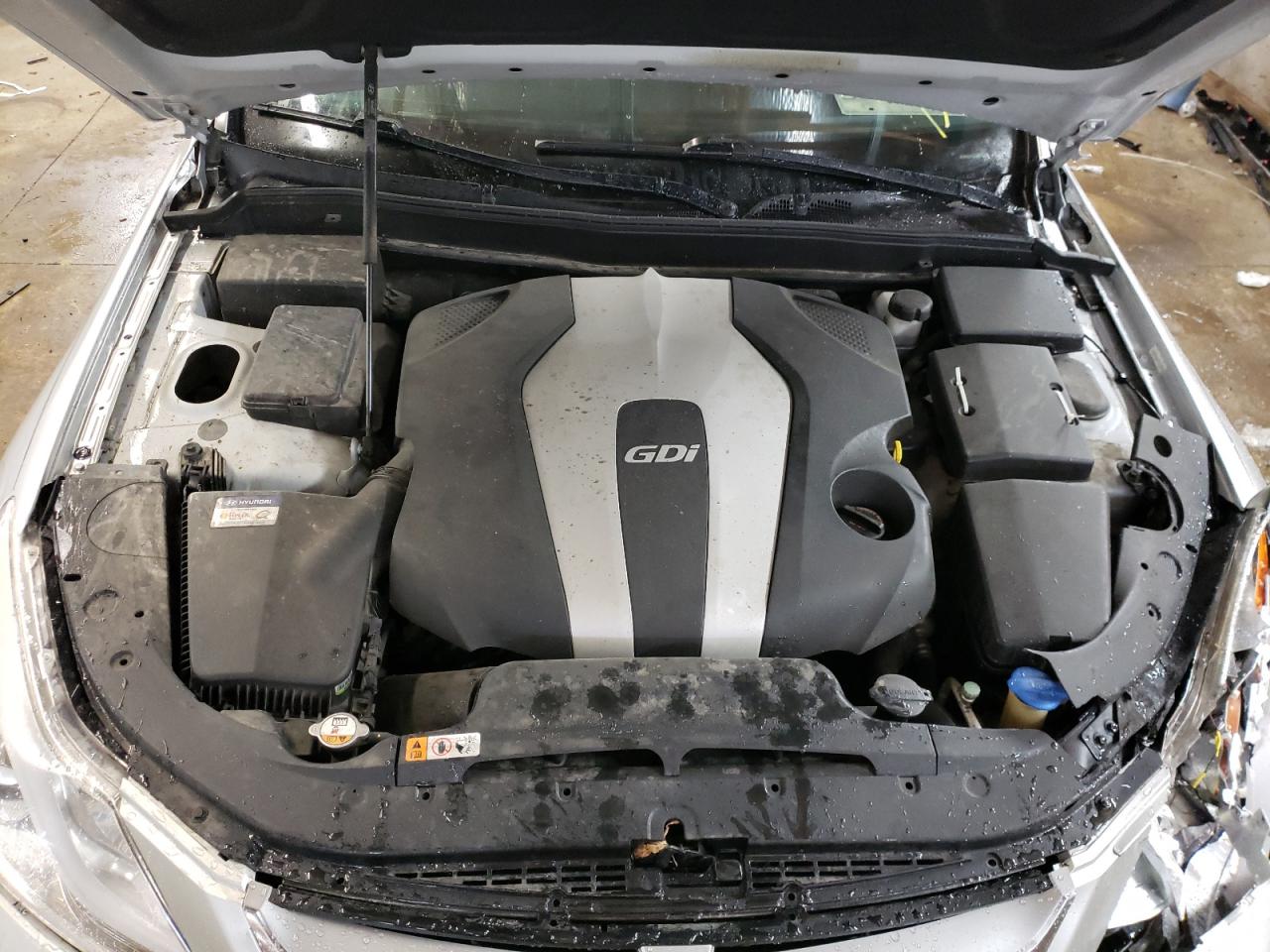 Photo 7 from auction – 2012 HYUNDAI GENESIS 3. with VIN KMHGC4DD1CU198073
