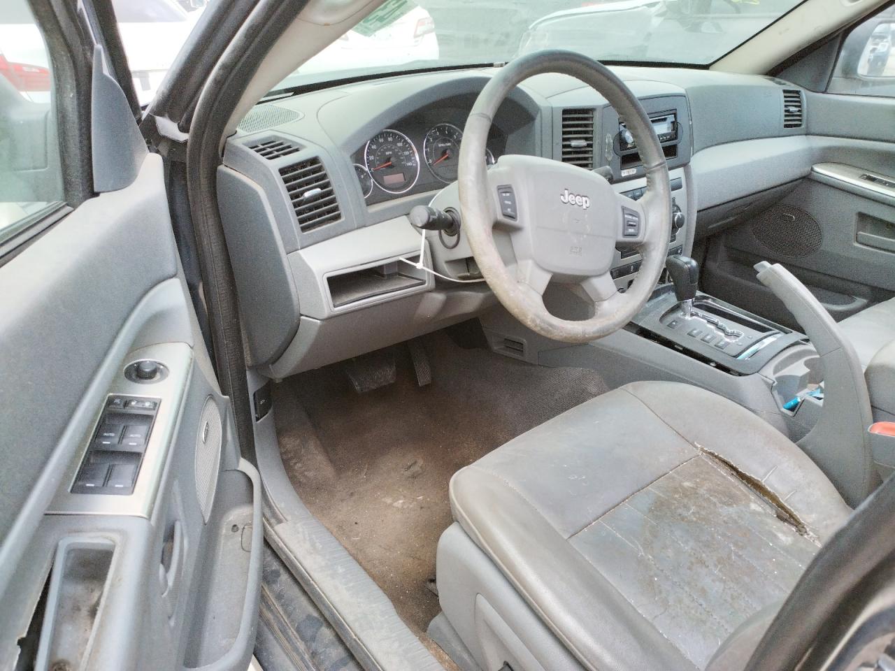 Photo 9 from auction – 2007 JEEP GRAND CHER with VIN 1J8GR48K17C620195