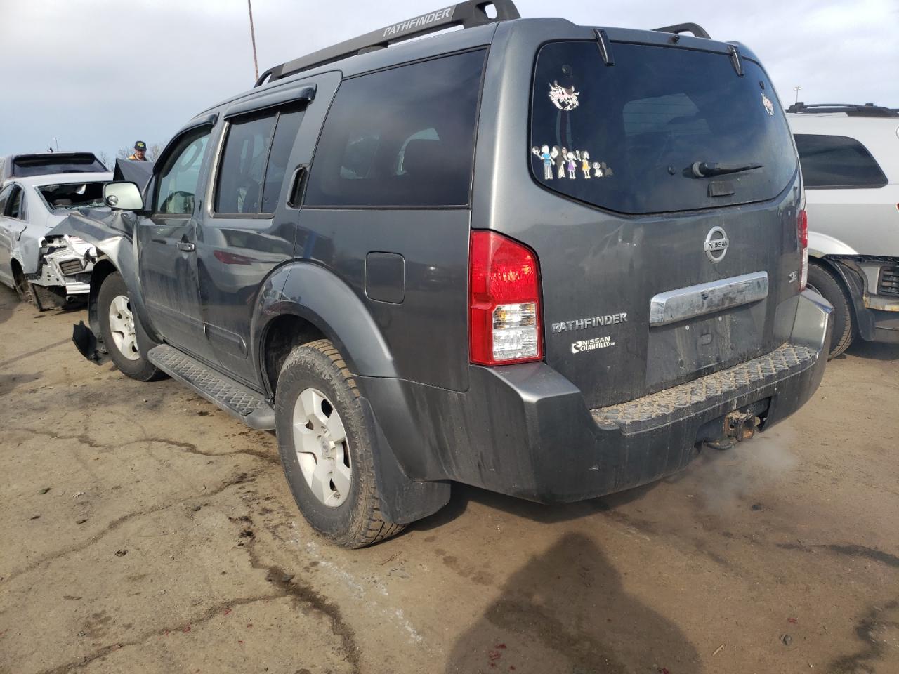 Photo 3 from auction – 2006 NISSAN PATHFINDER with VIN 5N1AR18W66C667036
