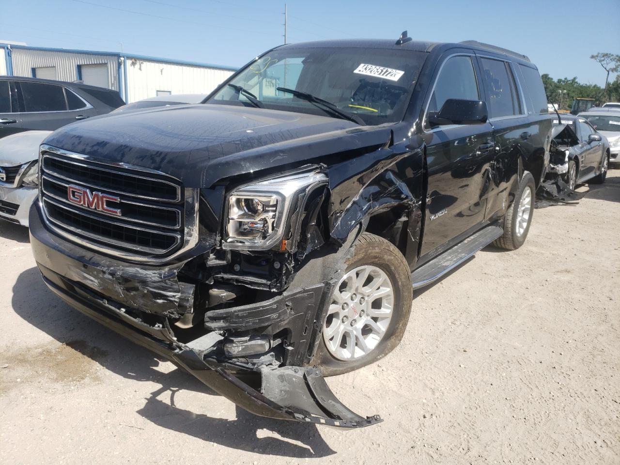 Photo 2 from auction – 2020 GMC YUKON SLT with VIN 1GKS2BKC5LR245354