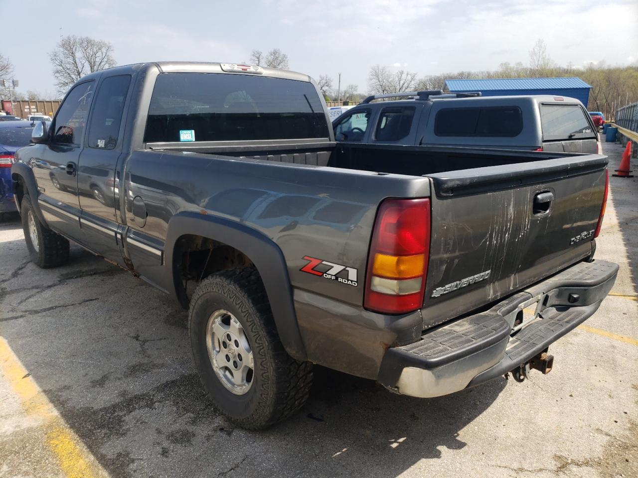 Photo 3 from auction – 2002 CHEVROLET SILVERADO with VIN 2GCEK19T621277620