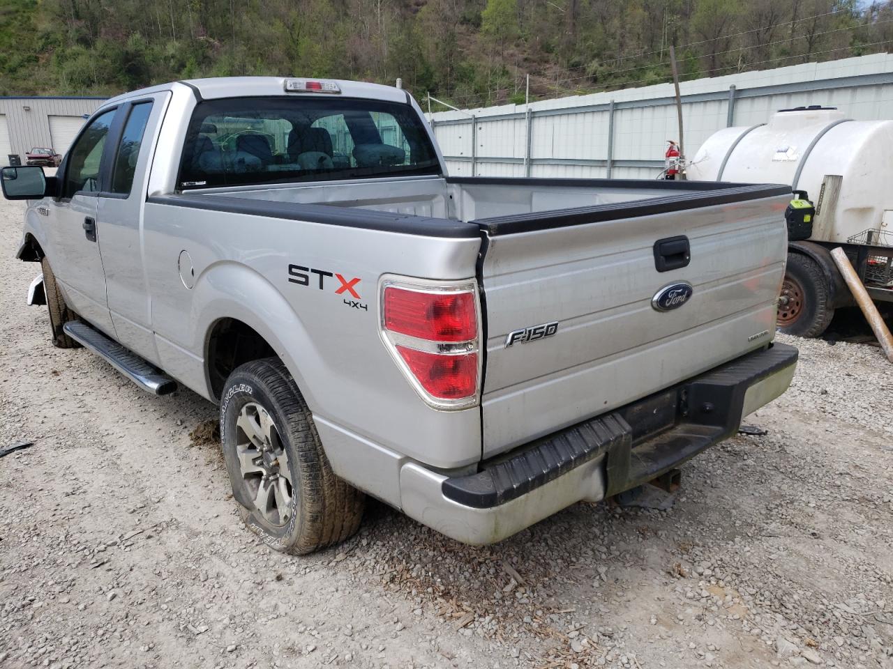 Photo 3 from auction – 2013 FORD F-150 with VIN 1FTFX1EF7DFD95614