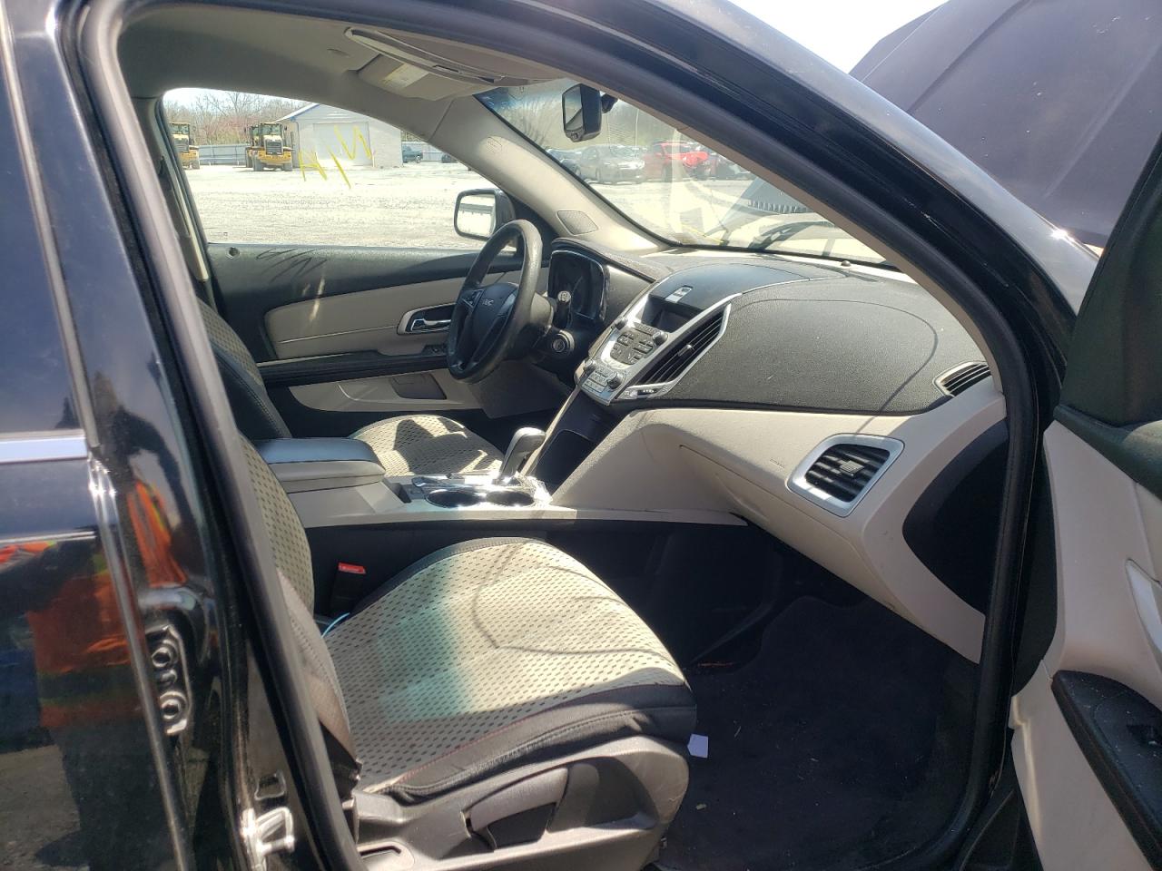 Photo 5 from auction – 2011 GMC TERRAIN SL with VIN 2CTALMEC8B6340890