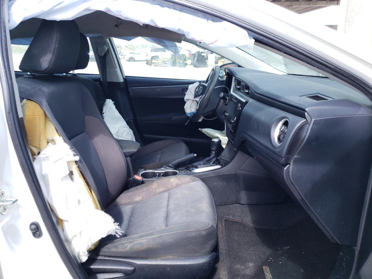 Photo 5 from auction – 2018 TOYOTA COROLLA L with VIN 5YFBURHE4JP819179