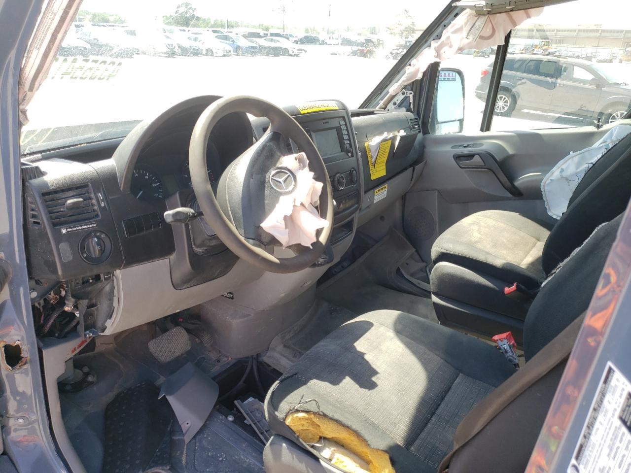 Photo 5 from auction – 2018 MERCEDES-BENZ SPRINTER with VIN WD3PE7CD2JP638972