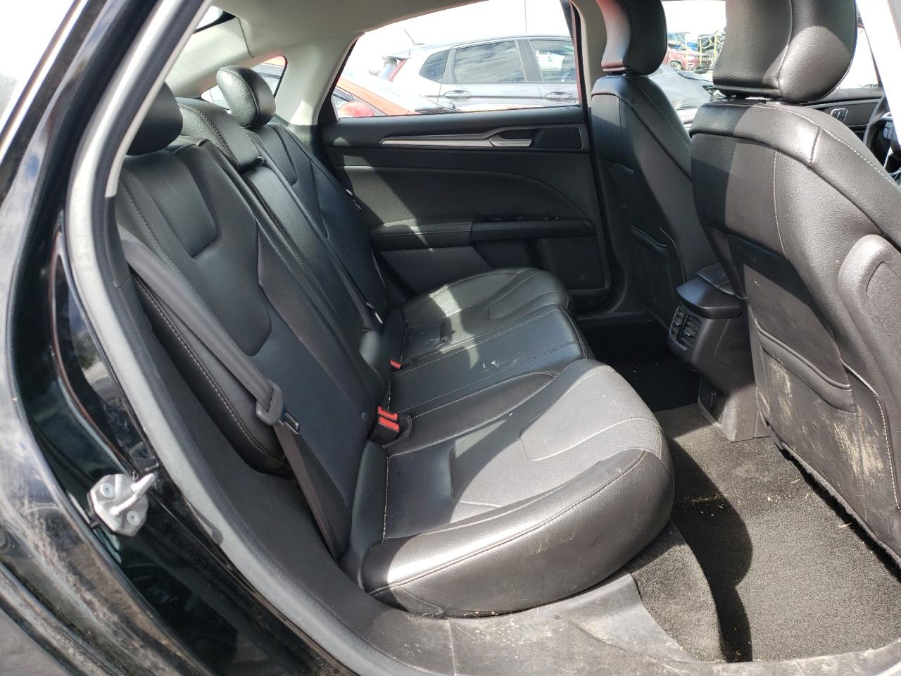 Photo 6 from auction – 2016 FORD FUSION TIT with VIN 3FA6P0K97GR124316