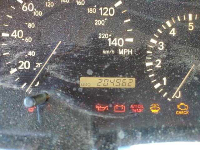 Photo 8 from auction – 2002 LEXUS RX 300 with VIN JTJGF10U120136398