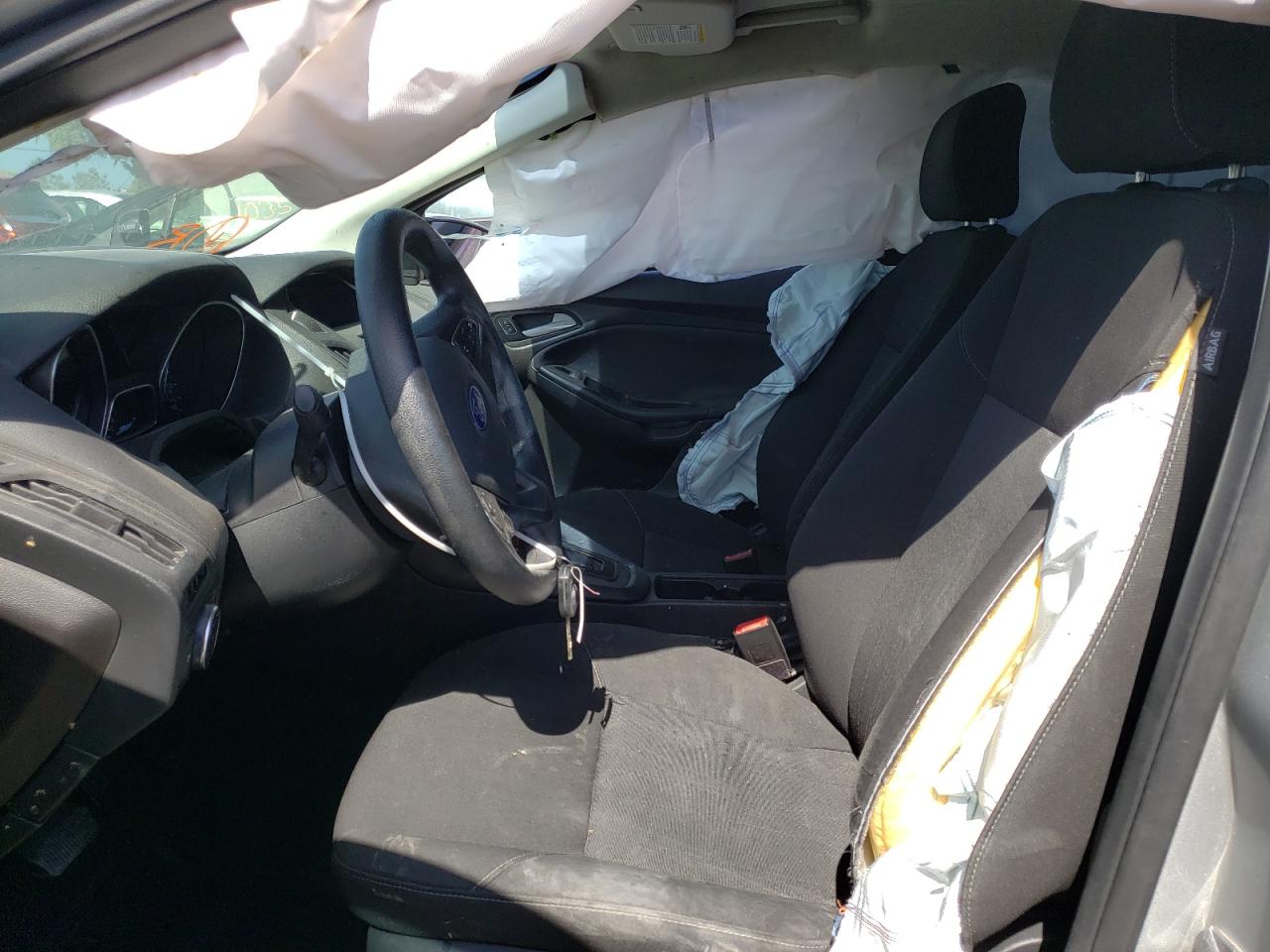 Photo 5 from auction – 2017 FORD FOCUS SE with VIN 1FADP3F26HL216300