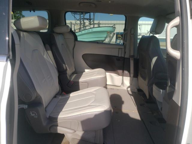 Photo 6 from auction – 2017 CHRYSLER PACIFICA T with VIN 2C4RC1BG1HR688106