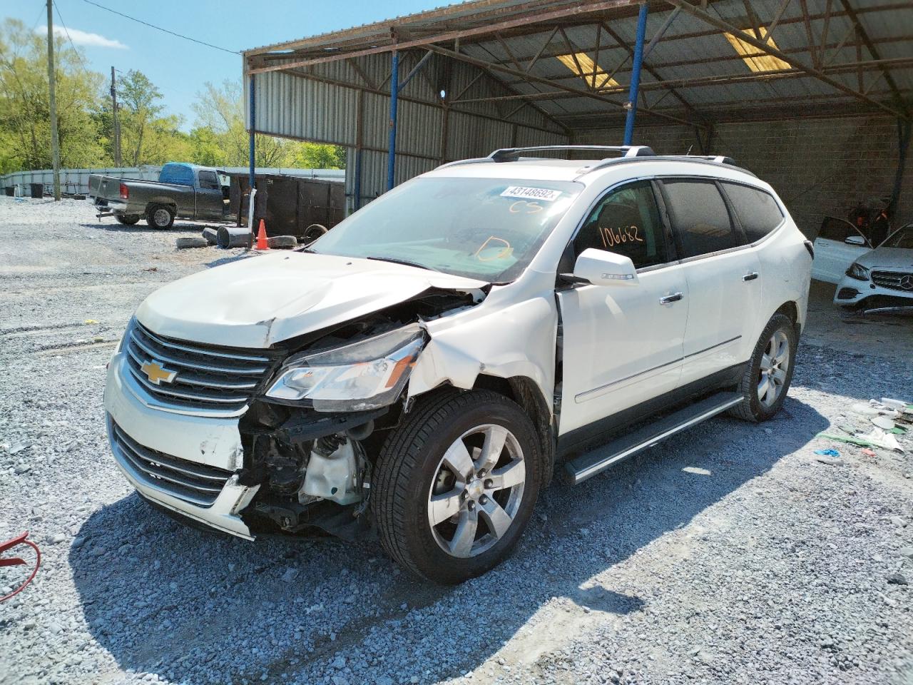 Photo 2 from auction – 2014 CHEVROLET TRAVERSE L with VIN 1GNKRJKD4EJ352284