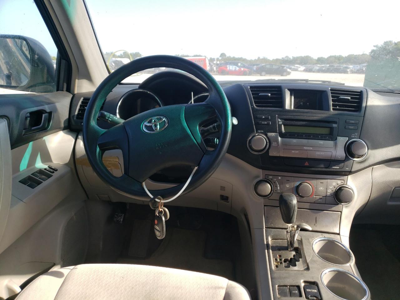 Photo 9 from auction – 2008 TOYOTA HIGHLANDER with VIN JTEDS41A082021257