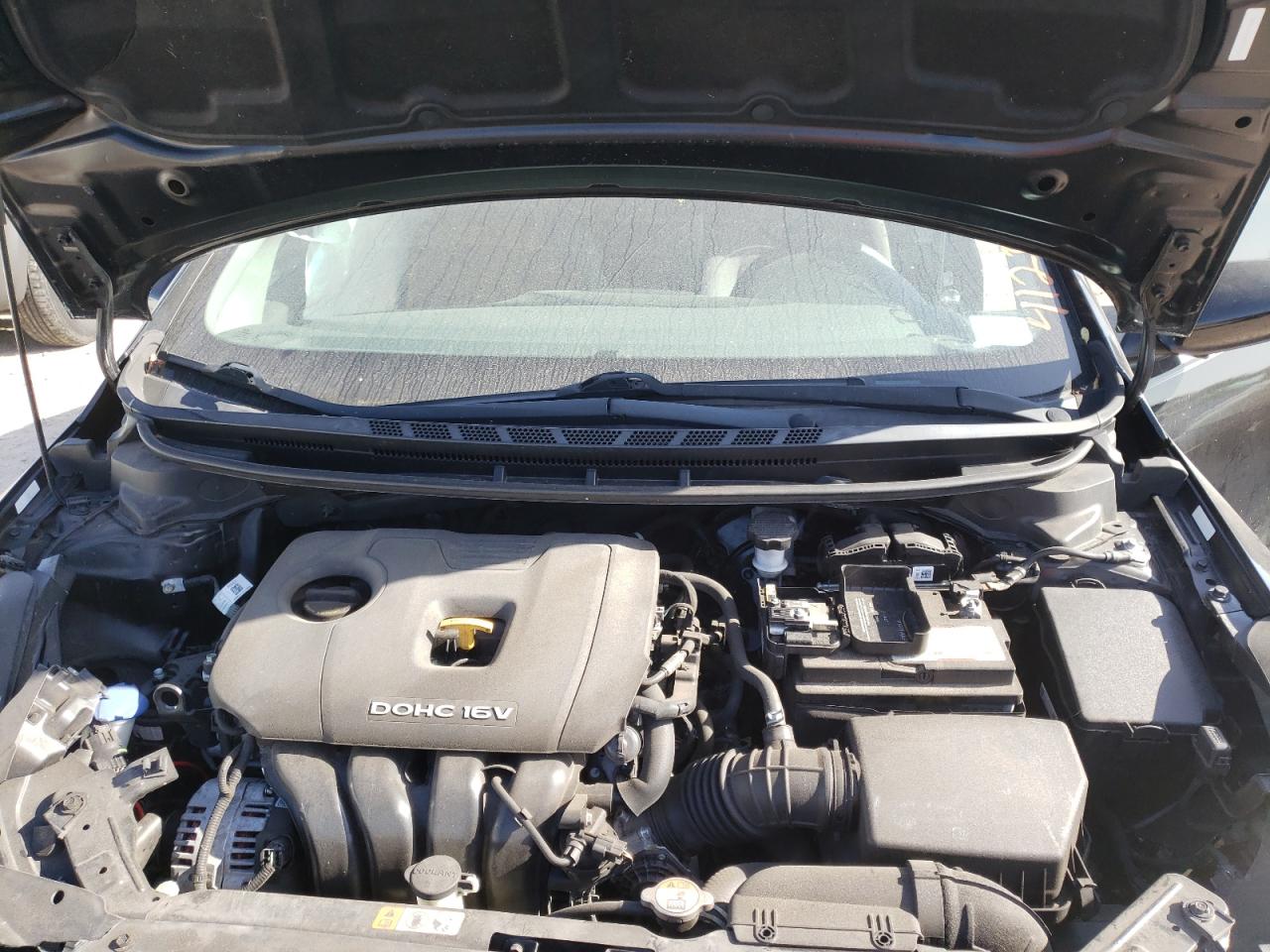 Photo 7 from auction – 2017 KIA FORTE LX with VIN 3KPFK4A75HE085055
