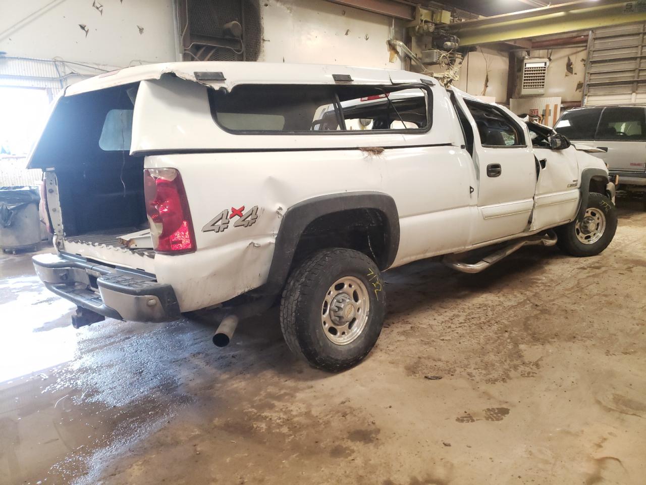 Photo 4 from auction – 2003 CHEVROLET SILVERADO with VIN 1GCHK23173F132171