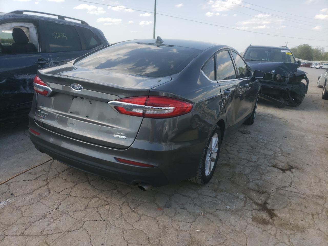 Photo 4 from auction – 2019 FORD FUSION SE with VIN 3FA6P0HD4KR213975