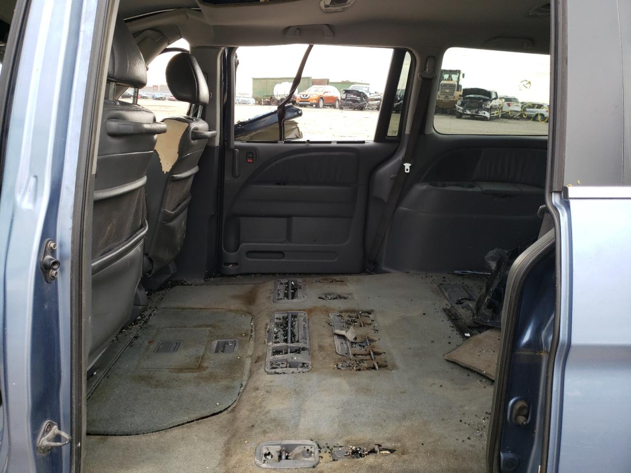 Photo 6 from auction – 2006 HONDA ODYSSEY EX with VIN 5FNRL38726B101228