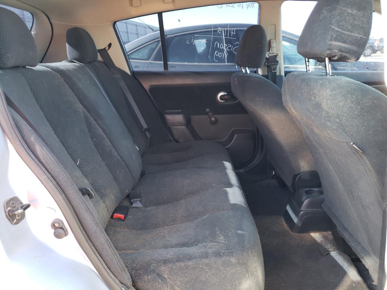 Photo 6 from auction – 2011 NISSAN VERSA S with VIN 3N1BC1CP8BL412951