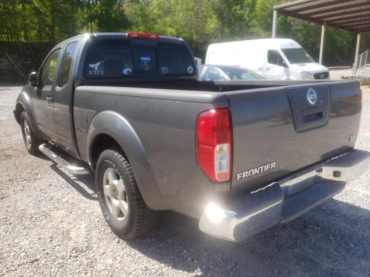Photo 3 from auction – 2006 NISSAN FRONTIER K with VIN 1N6AD06U46C446028
