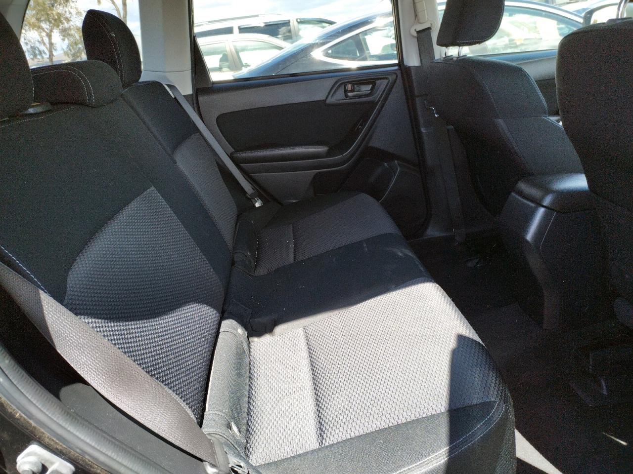 Photo 6 from auction – 2016 SUBARU FORESTER 2 with VIN JF2SJAAC6GG409983